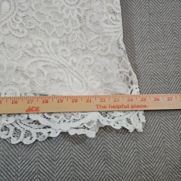 Le Bos Blouse 14W White Sleeveless Pearl Embellishments Crochet Needlepoint NWT - Picture 8 of 10